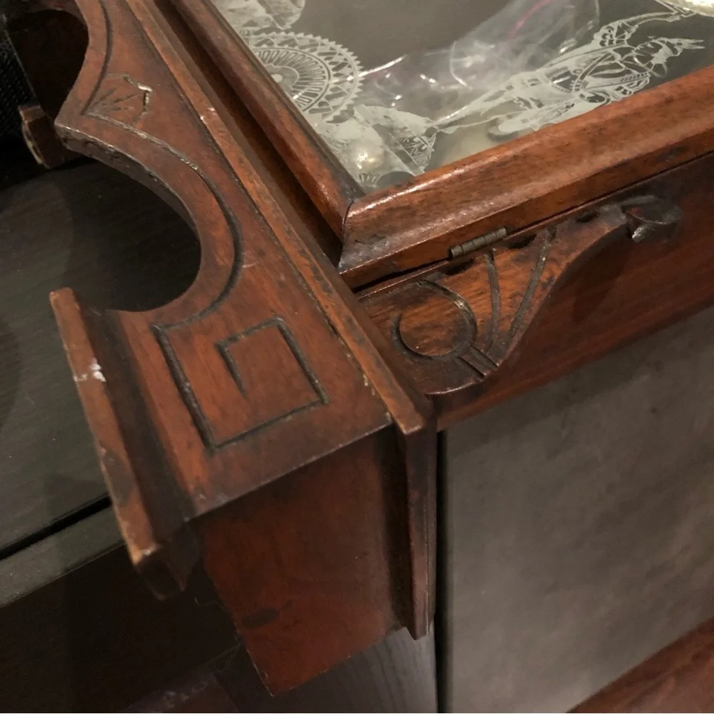 Vintage comes pendulum